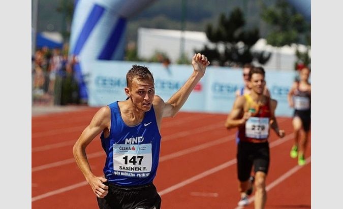 Filip Sasínek v rekordním čase na 2000 m